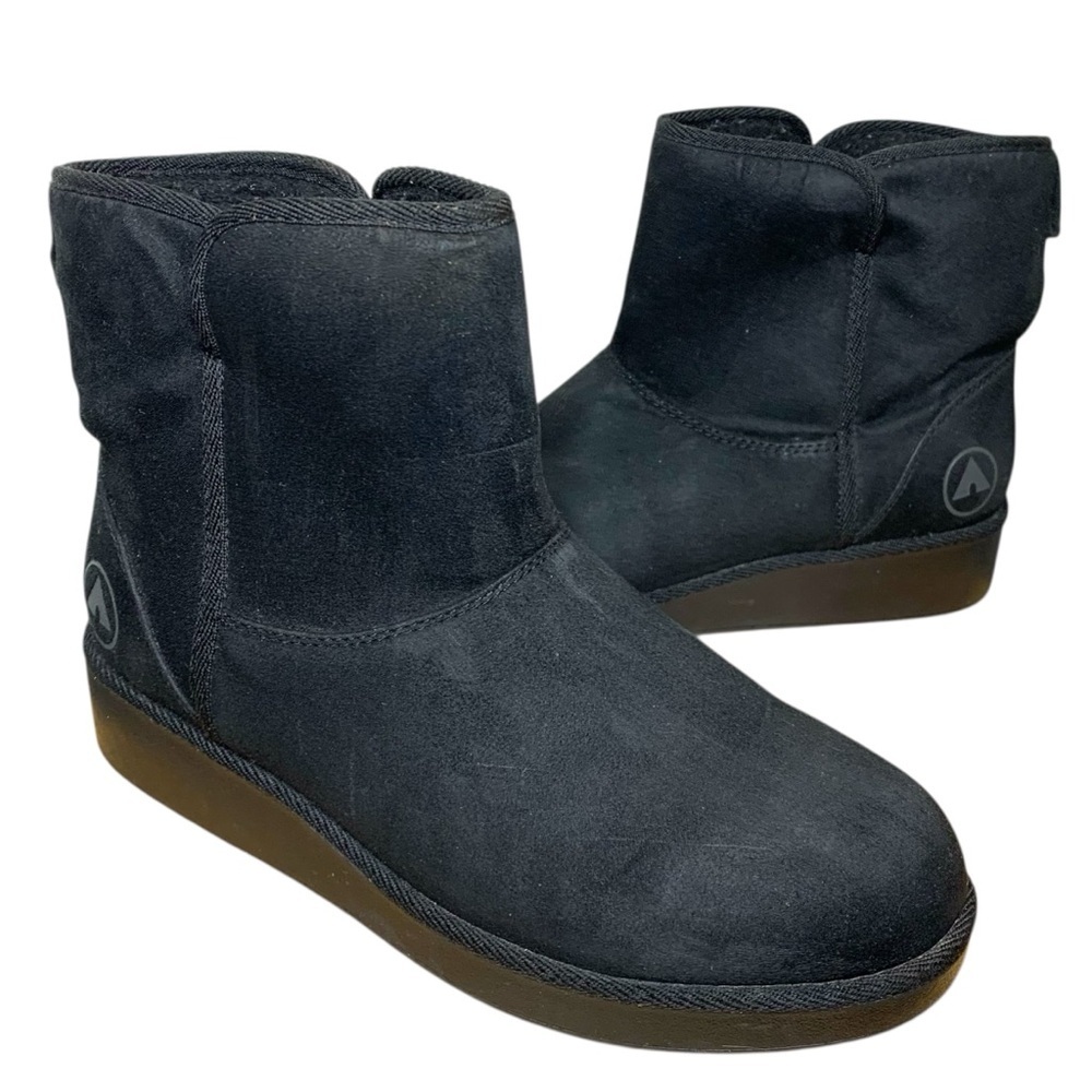 Airwalk Nova Black Ankle Boots Sz 10 Faux Suede Fleece Lined Pull on Booties